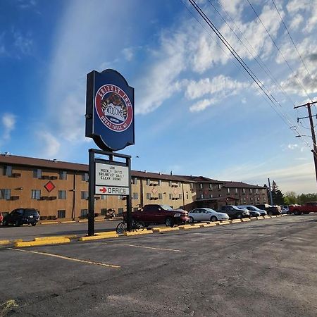 Grizzly Inn غريت فولز، مونتانا المظهر الخارجي الصورة