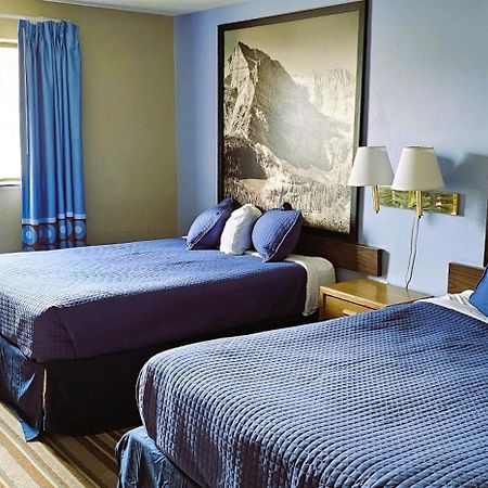 Grizzly Inn غريت فولز، مونتانا المظهر الخارجي الصورة